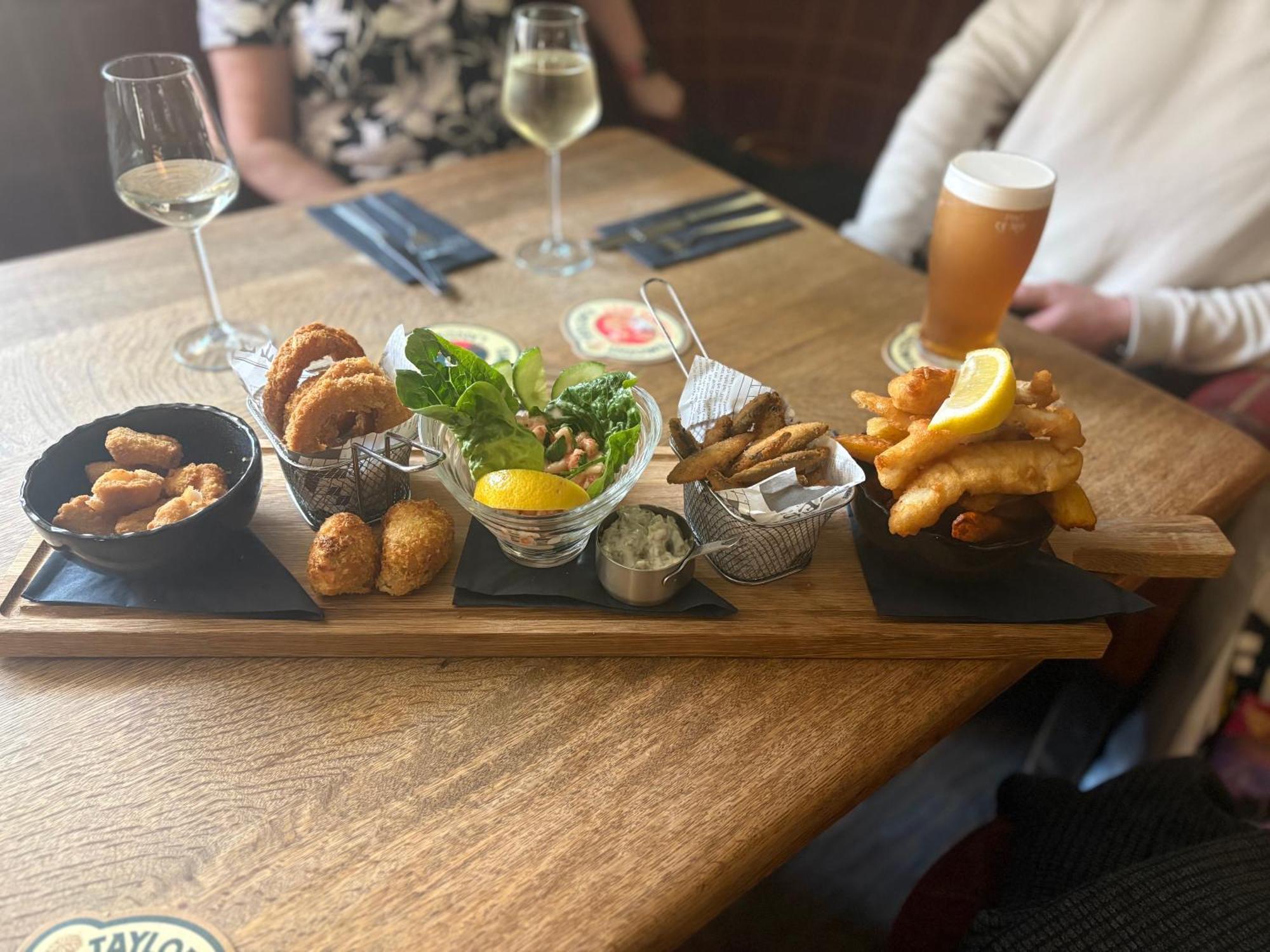 加格雷夫 梅森斯阿尔姆斯旅馆酒店 外观 照片
